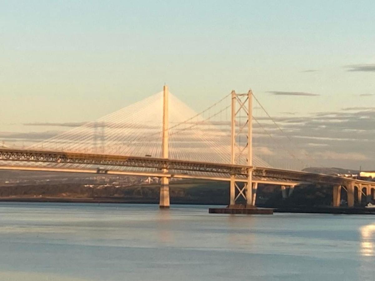 Forth Reflections Self Catering South Queensferry Экстерьер фото