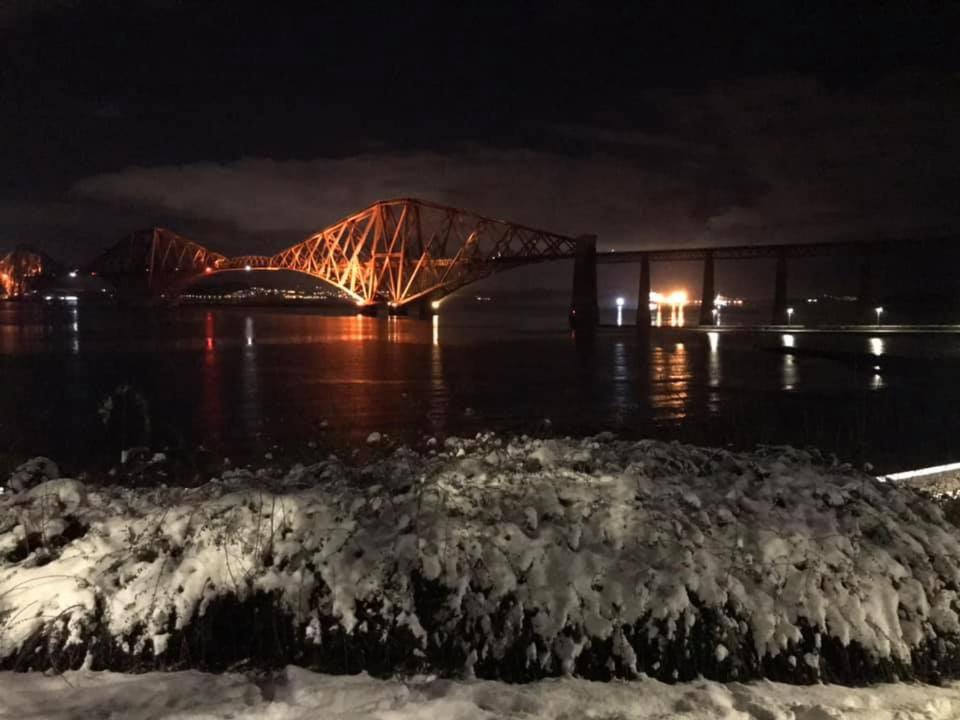 Forth Reflections Self Catering South Queensferry Экстерьер фото