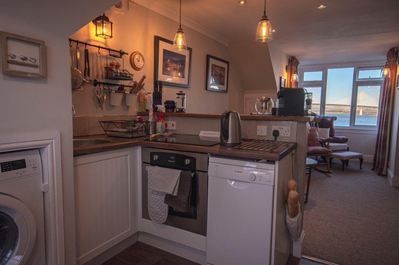Forth Reflections Self Catering South Queensferry Экстерьер фото